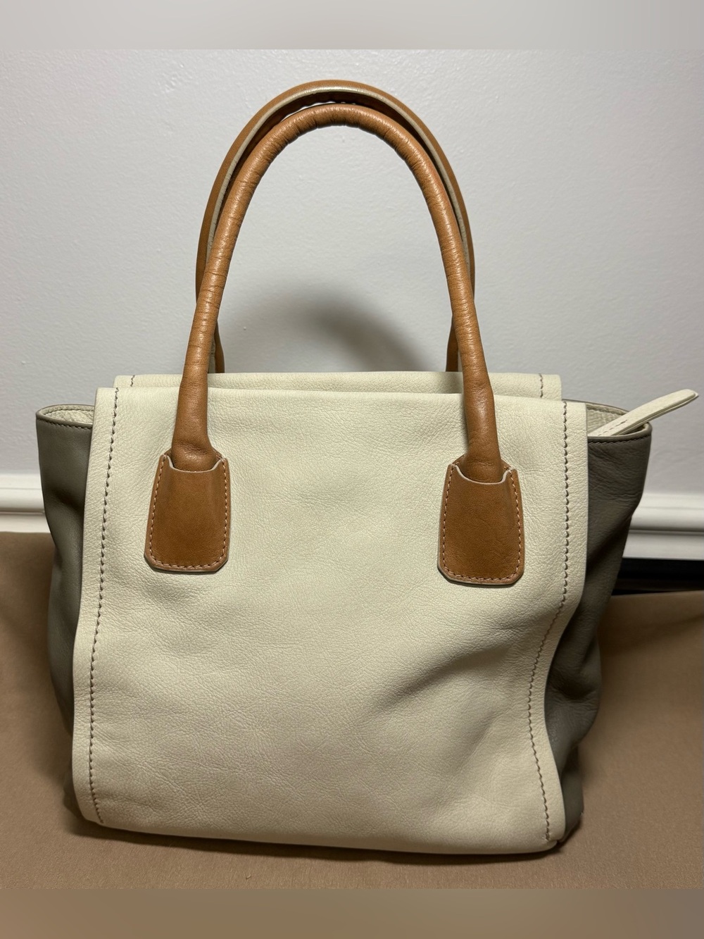 ✨ Authentic Furla Heritage Two-Tone Leather Tote — Made in Italy ✨